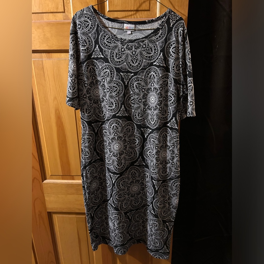 LuLaRoe Julia Dress